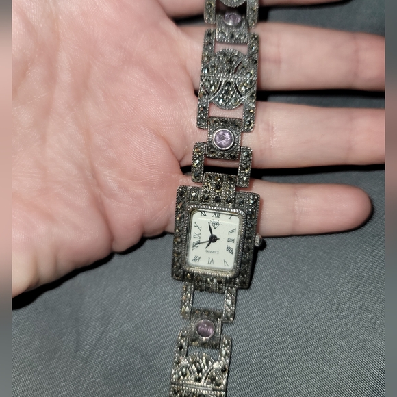 Sterling silver watch with marcasite and amethyst stamped 925💜 - Picture 2 of 10